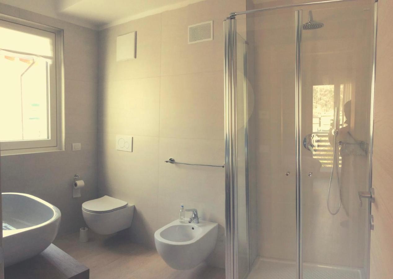 Amarillys Apartment And Rooms In Casaclima Torbole Sul Garda Kültér fotó